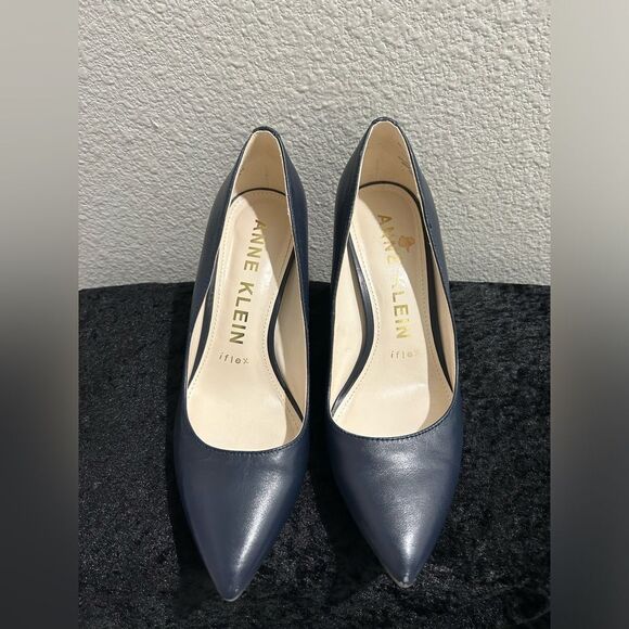 Anne Klein Iflex Navy Blue Leather Pumps Size 6.5 M - Picture 2 of 10